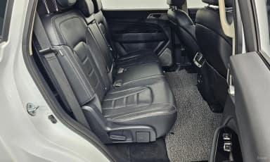 G4 Rexton