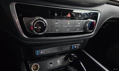 G4 Rexton