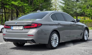 5 Series (G30)