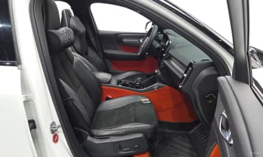 XC40