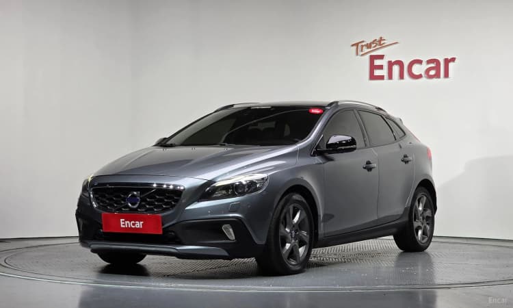 V40 Cross Country