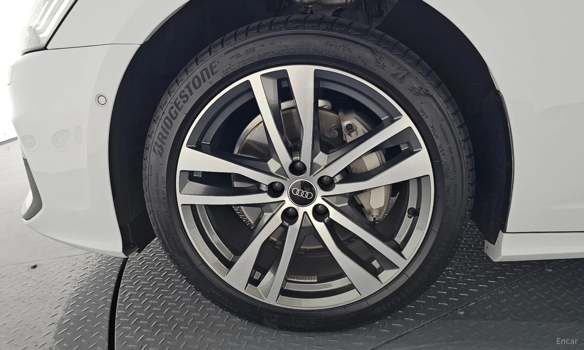 A6 (C8)