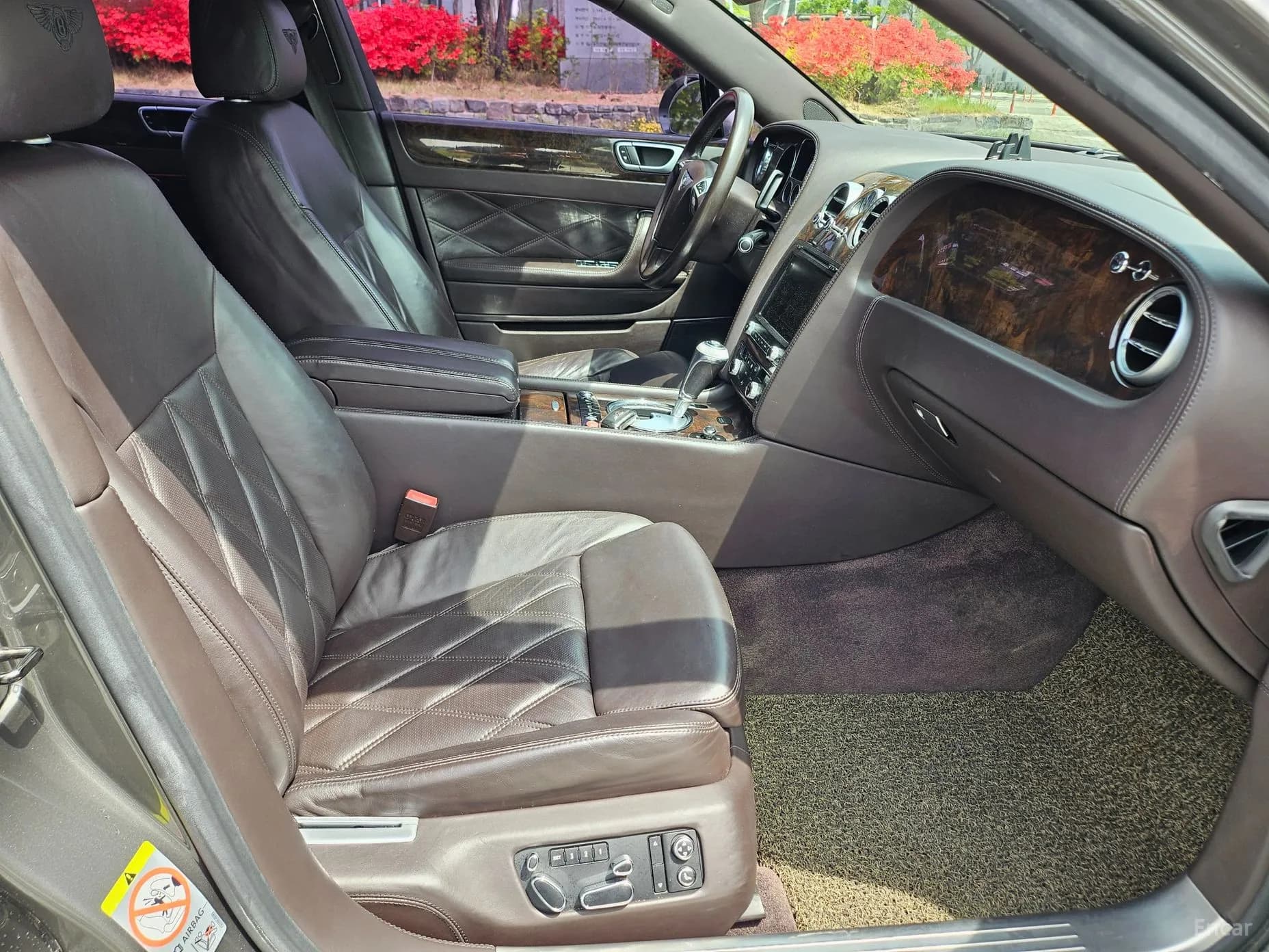 Flying Spur Gen 1