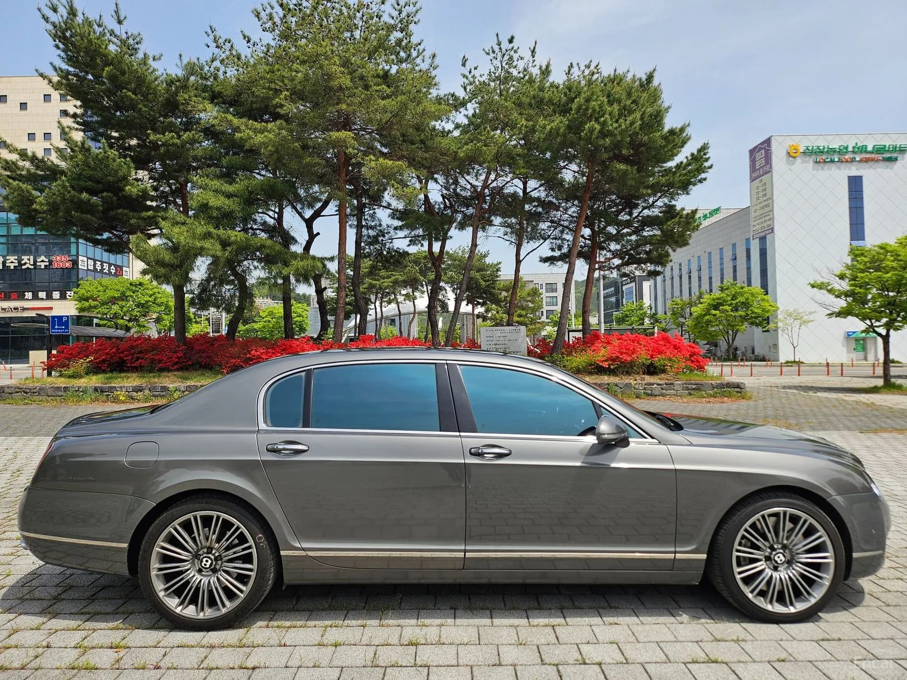 Flying Spur Gen 1