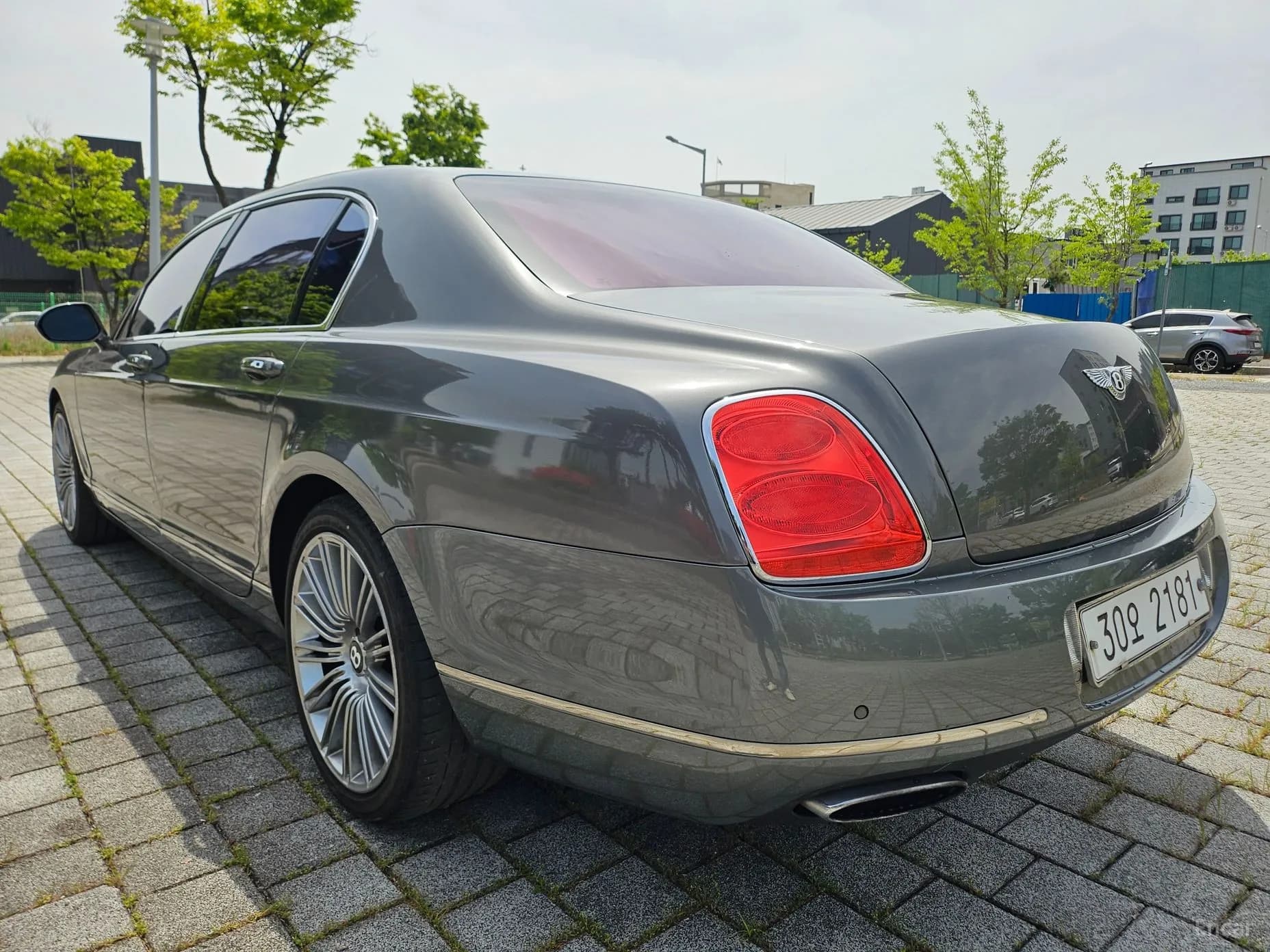 Flying Spur Gen 1