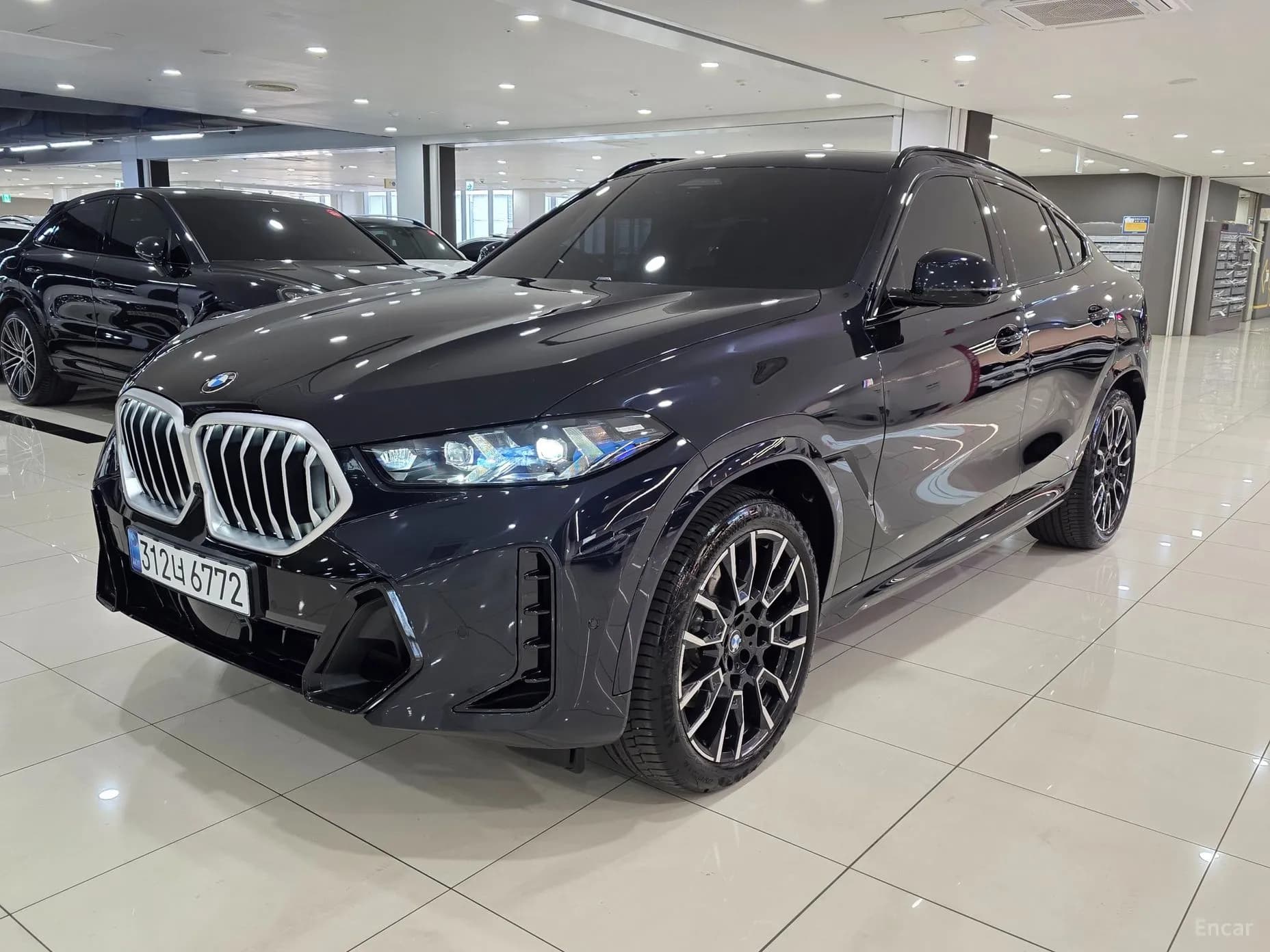 X6 (G06)