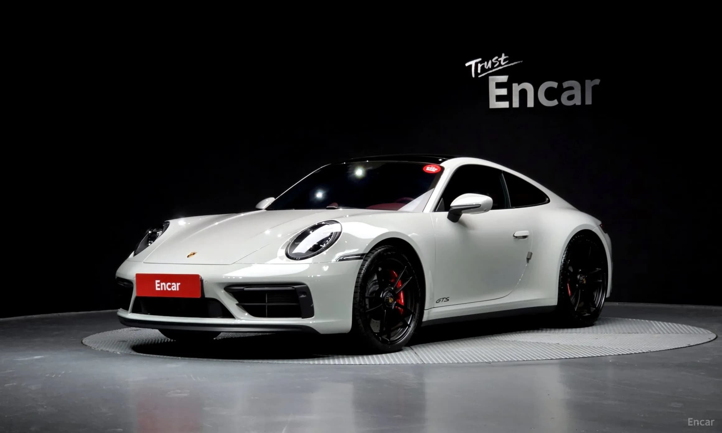 911 (992)