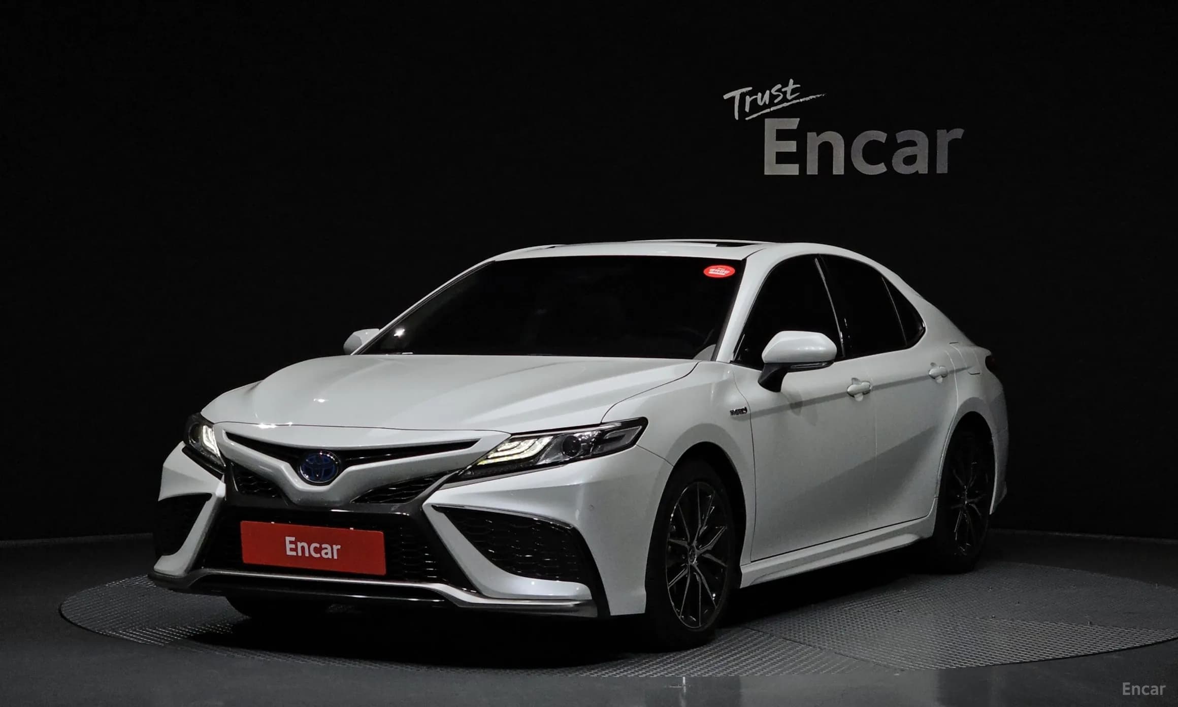Camry (XV70)