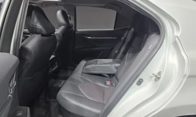 Camry (XV70)