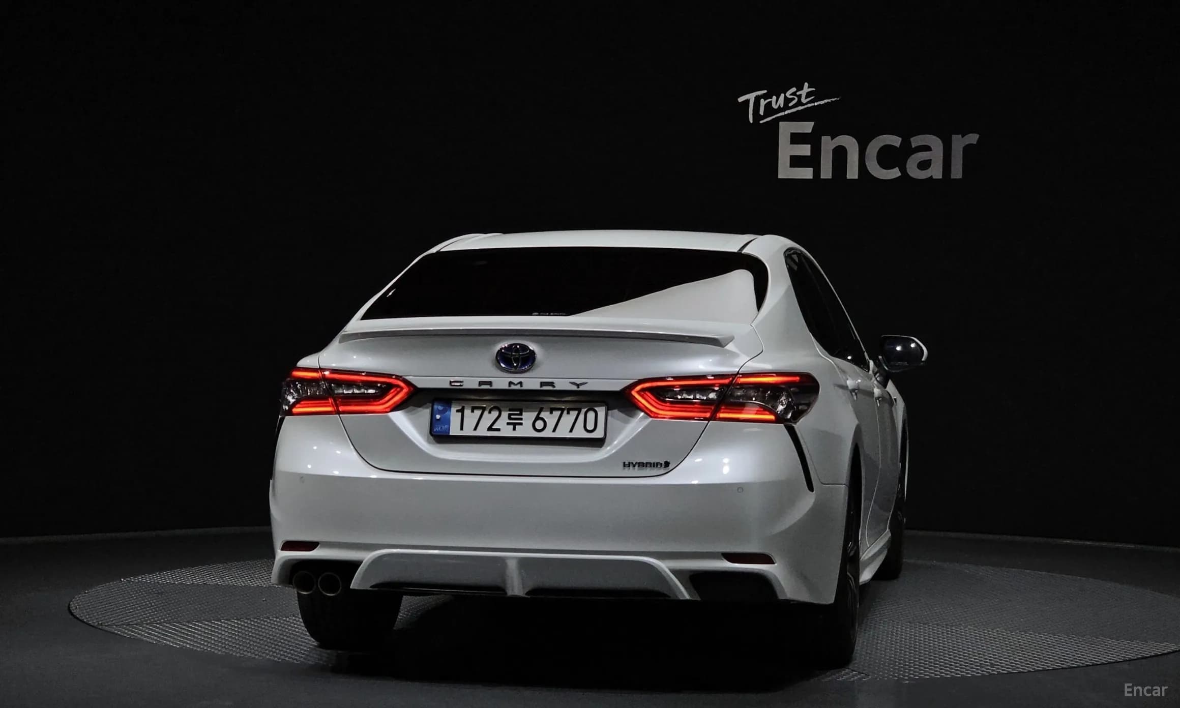 Camry (XV70)
