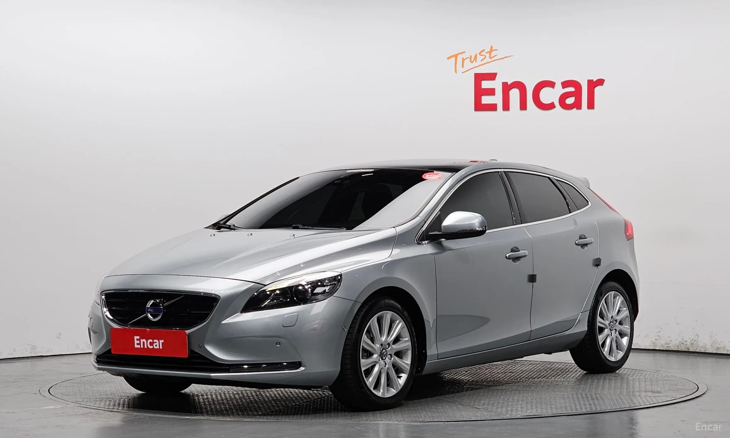 V40