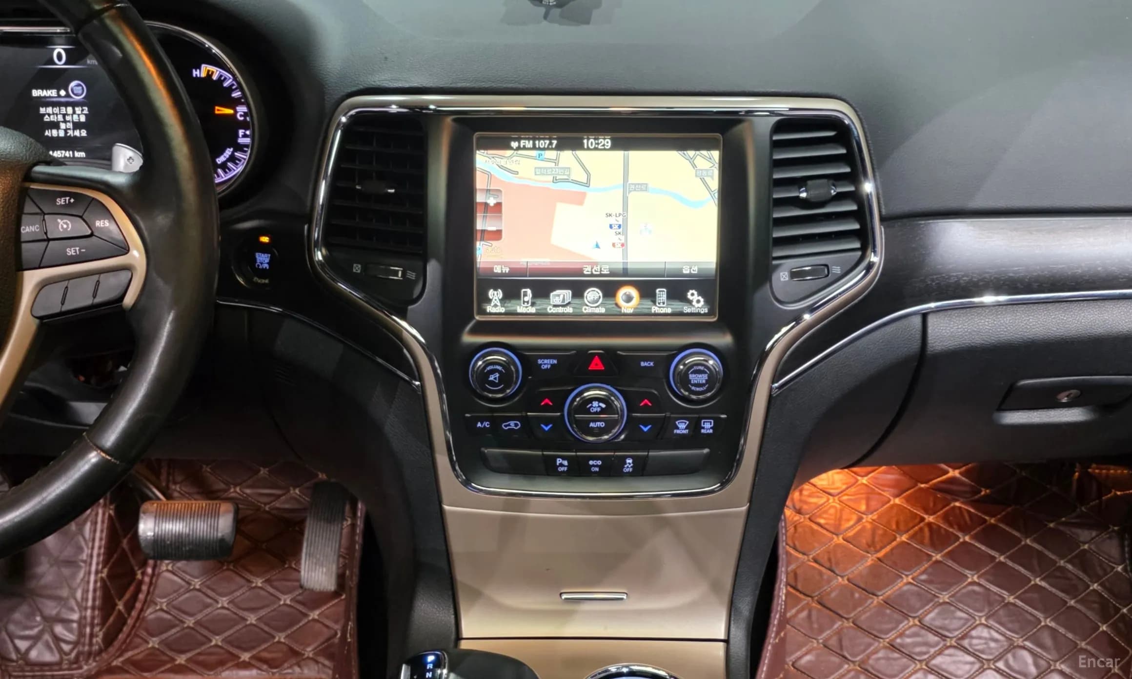 Grand Cherokee