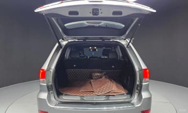 Grand Cherokee