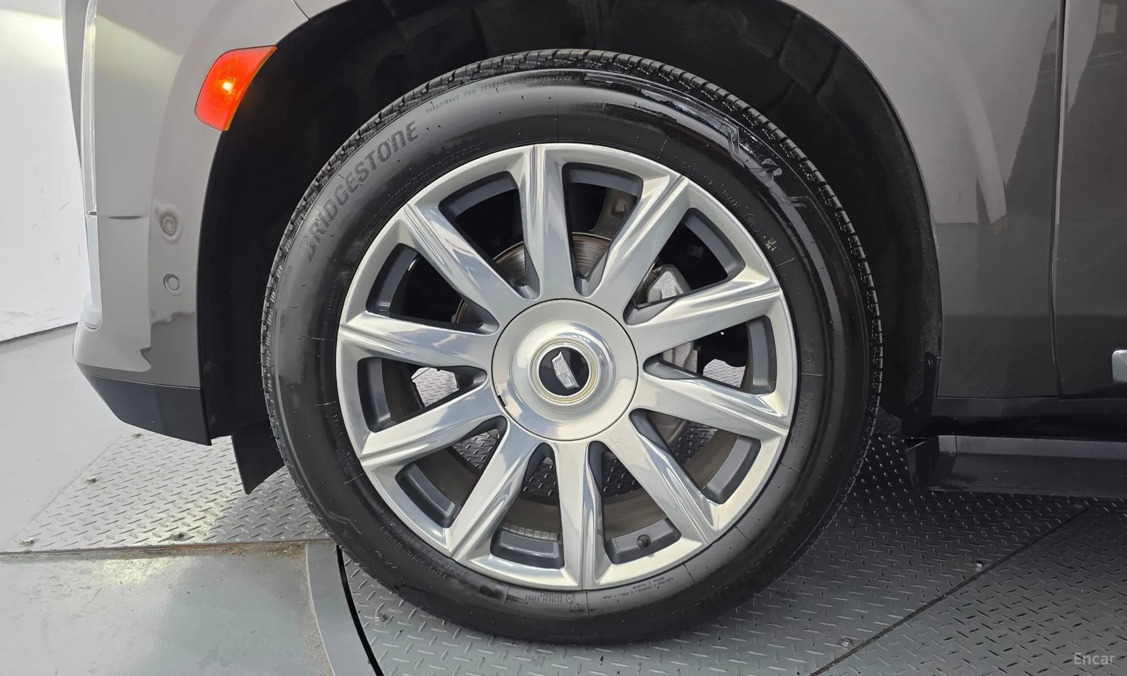 Escalade 5th Generation