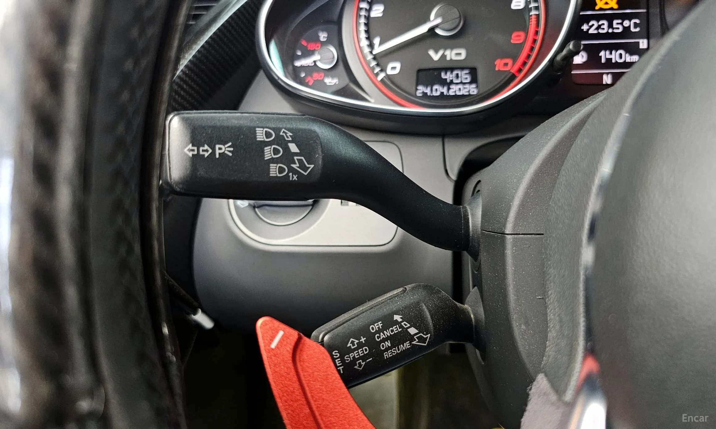 R8