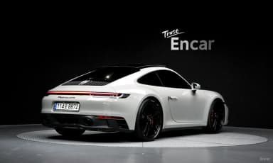 911 (992)