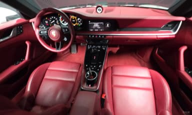 911 (992)