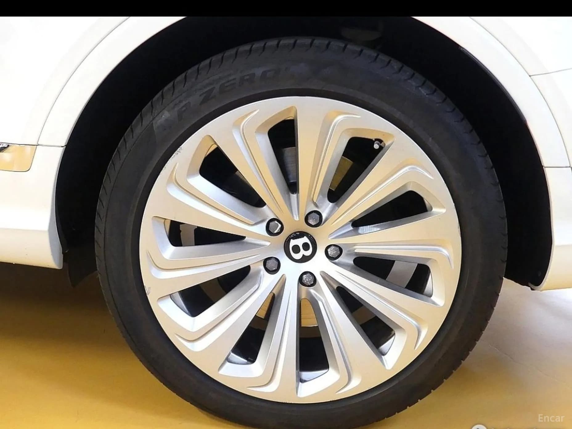 Bentayga