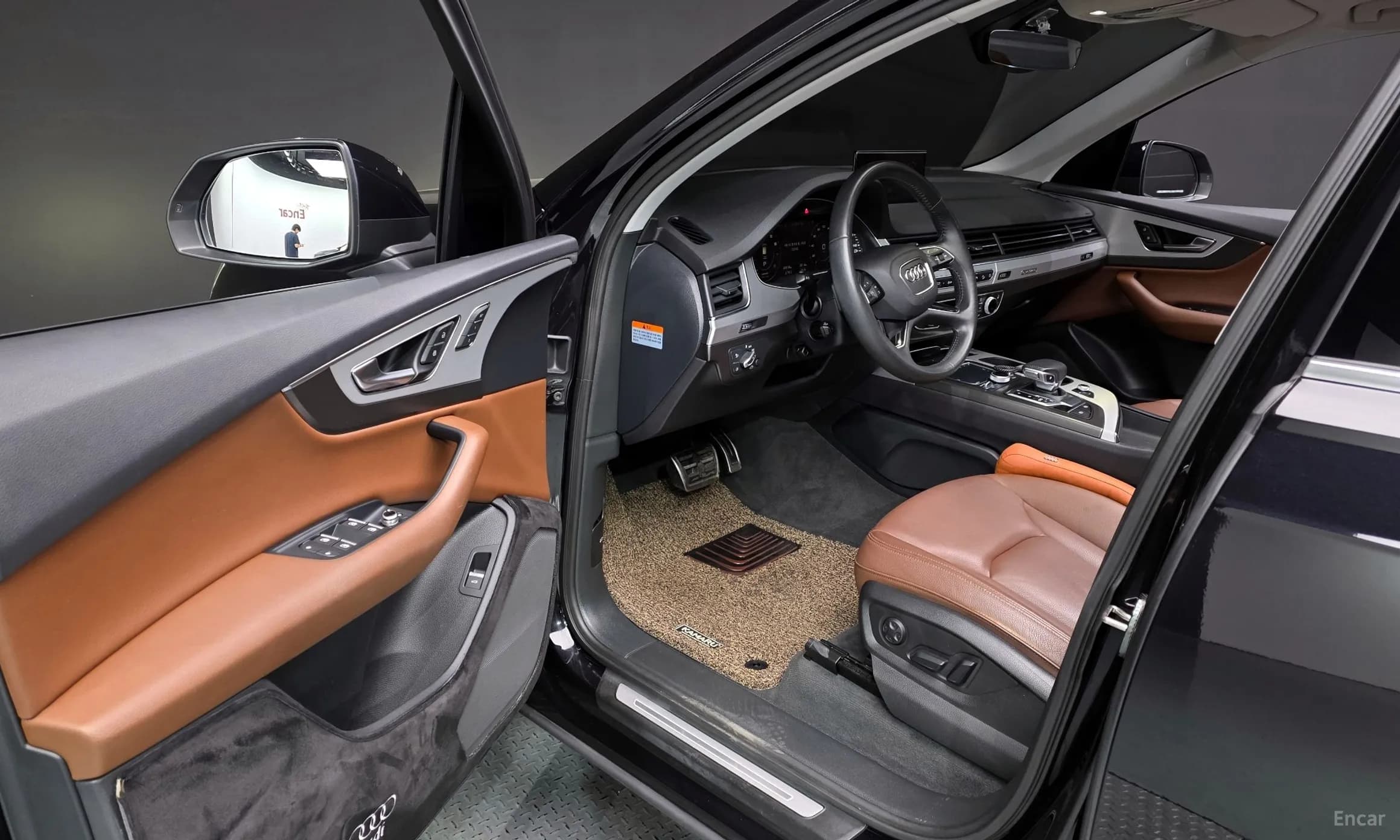 Q7 (4M)