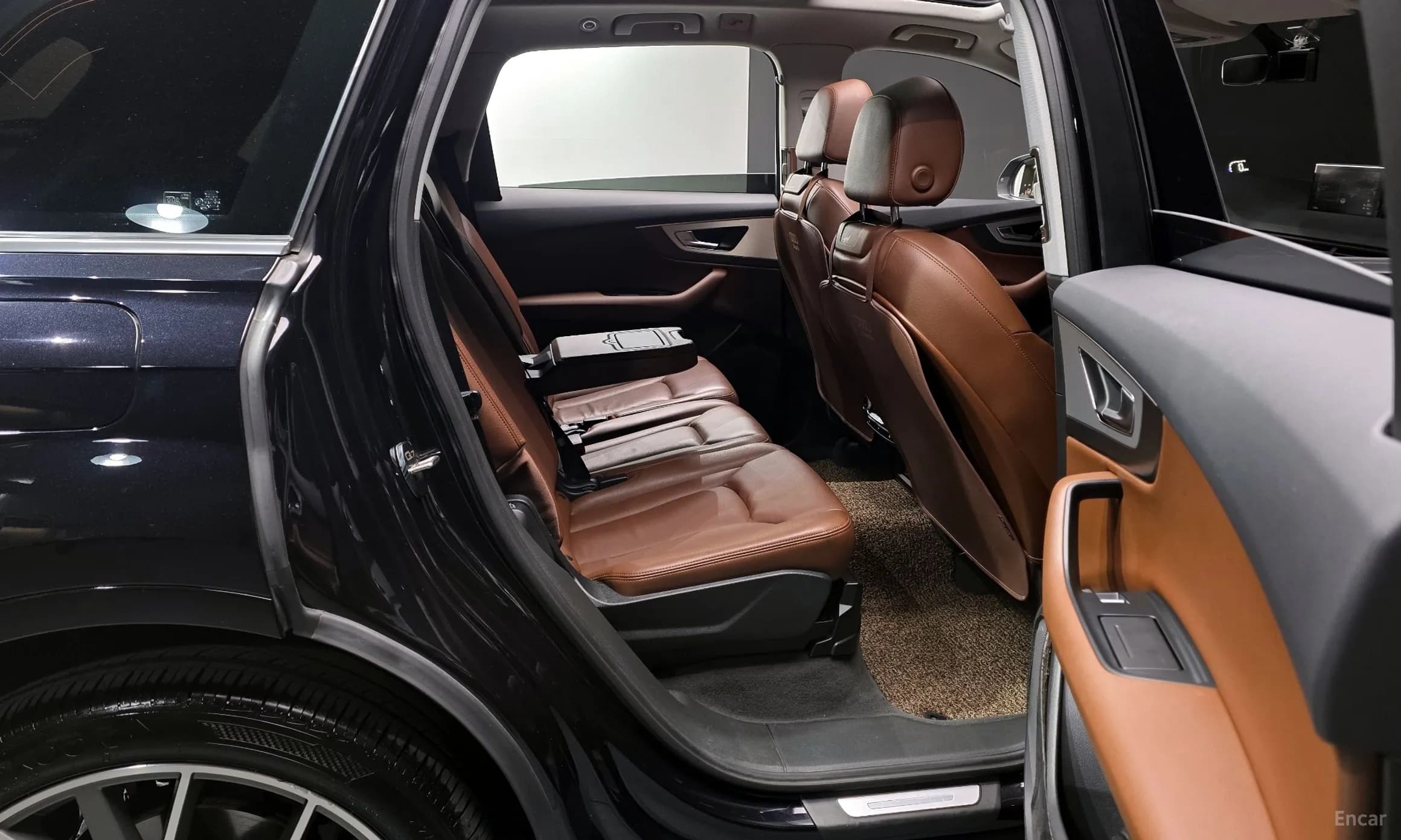 Q7 (4M)
