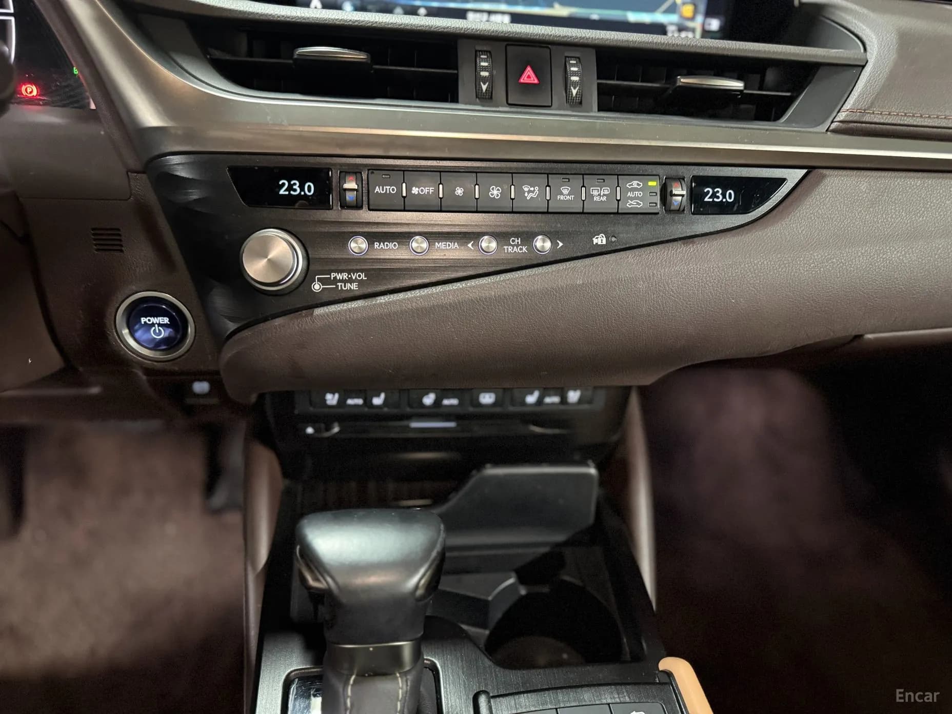 ES300h 7th Generation