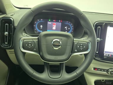 XC40