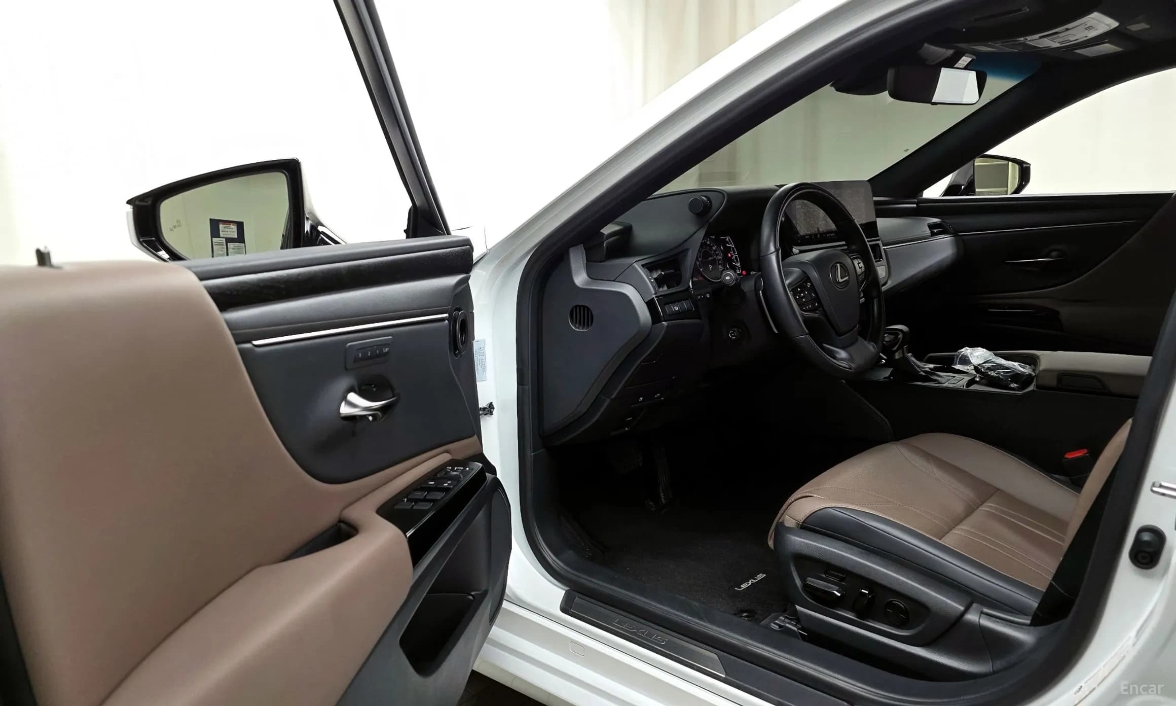 ES300h 7th Generation