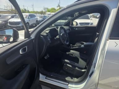 XC40
