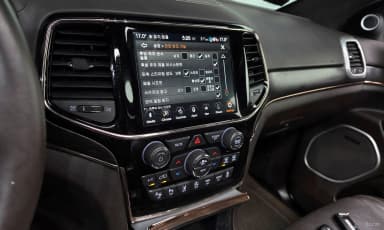 Grand Cherokee