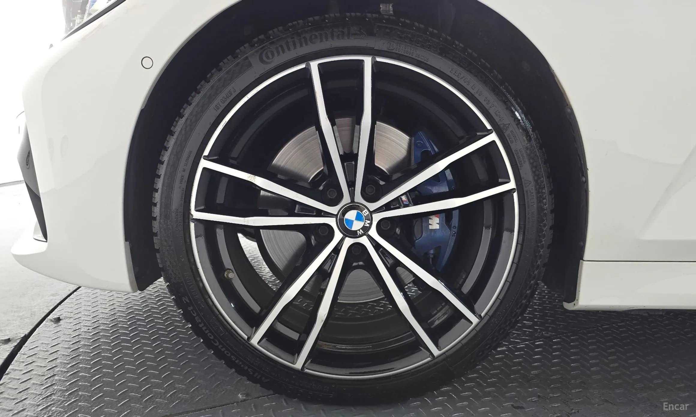 3 Series (G20)