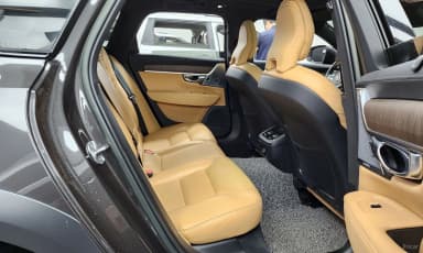 V90 Cross Country