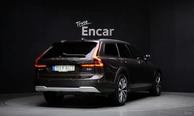 V90 Cross Country
