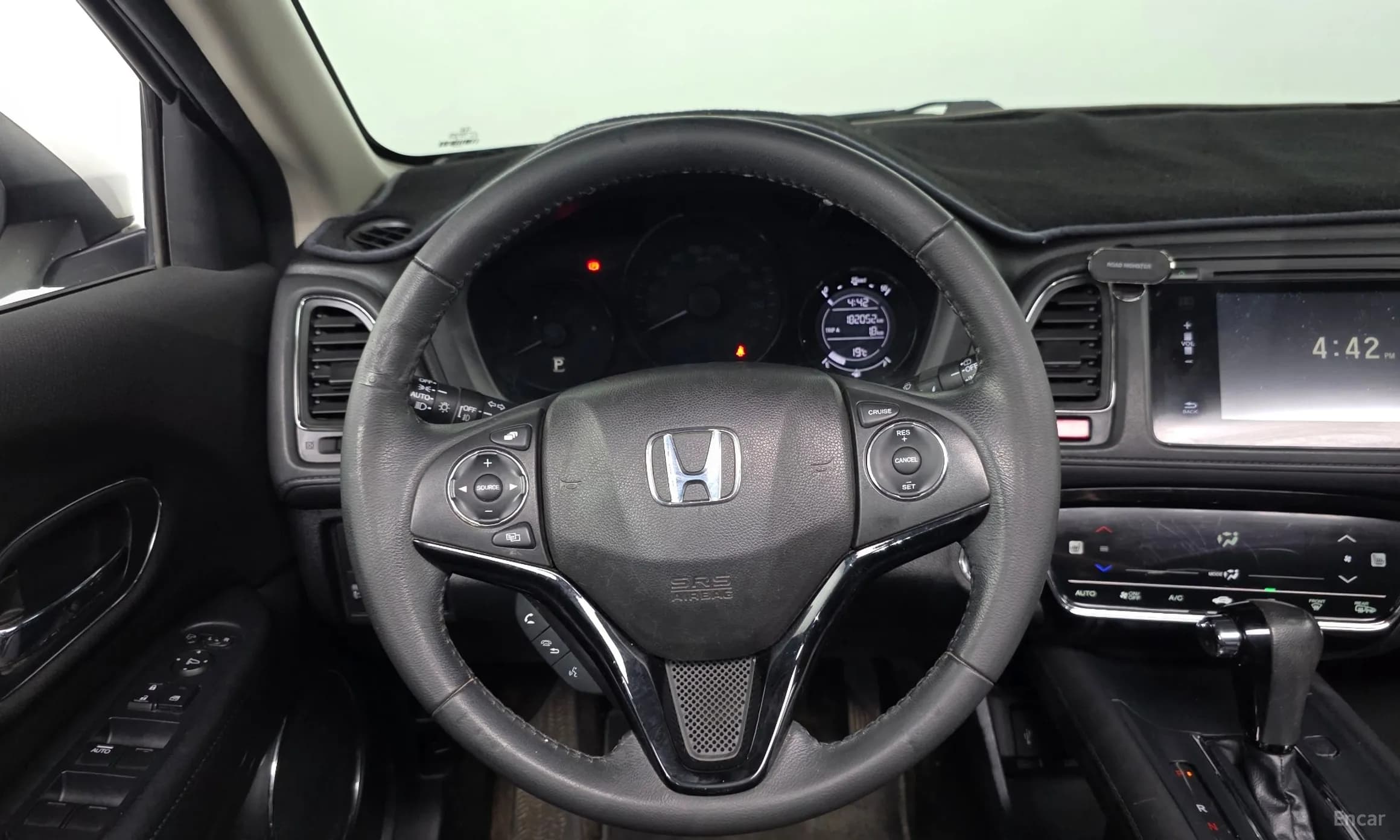 HR-V