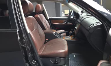Rexton W