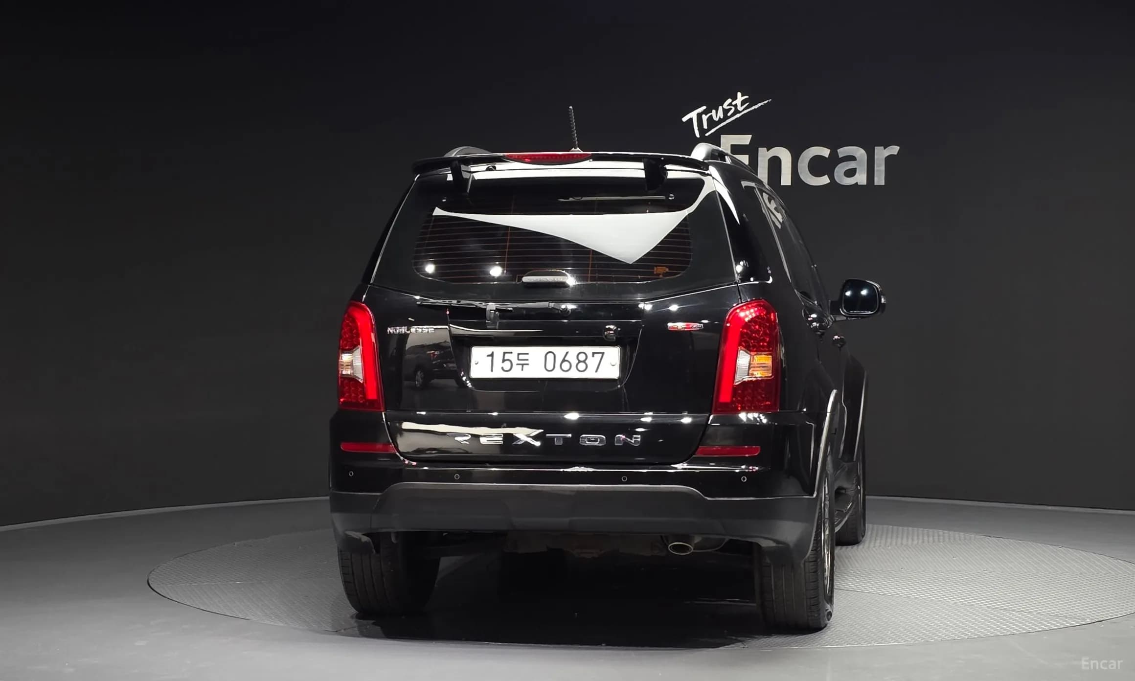 Rexton W