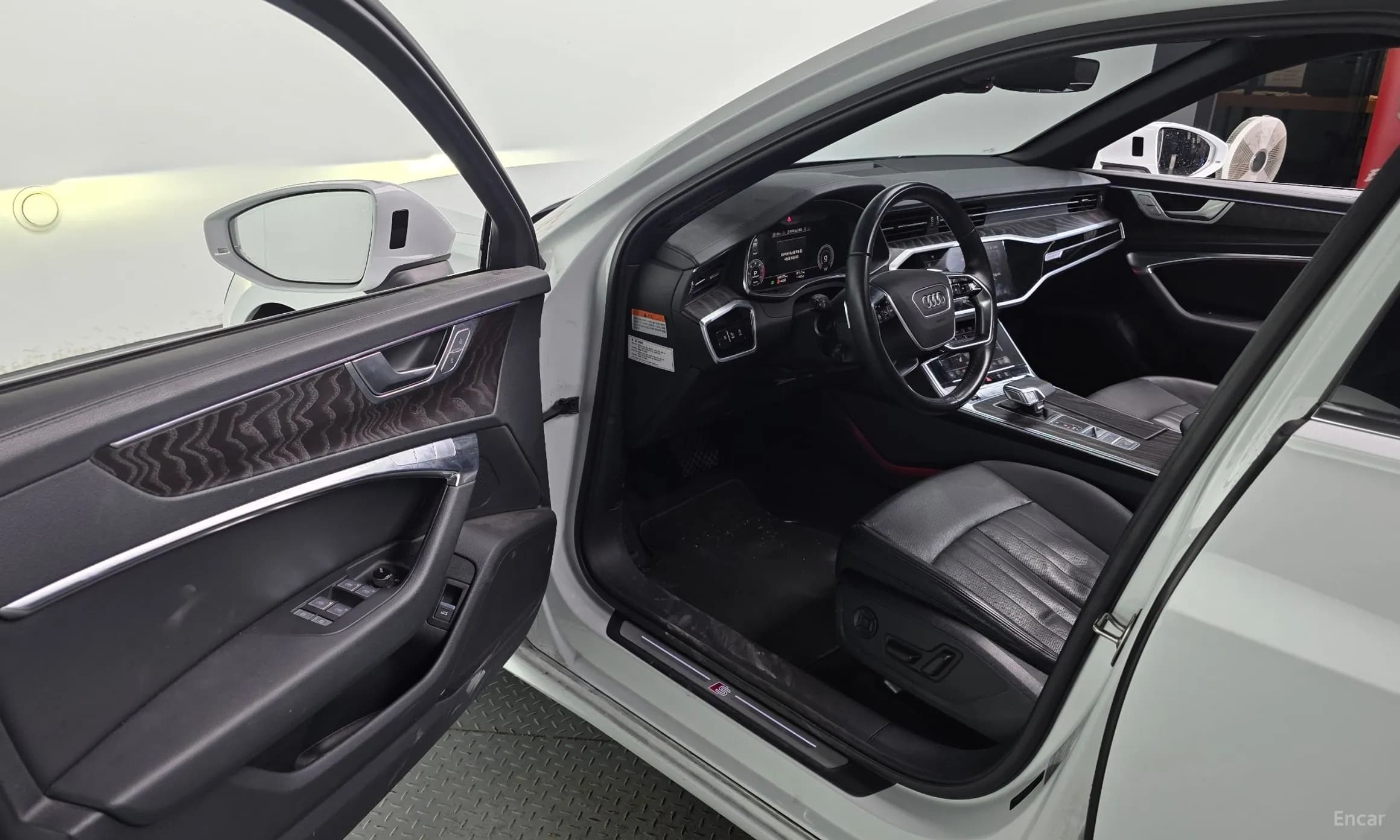 A6 (C8)