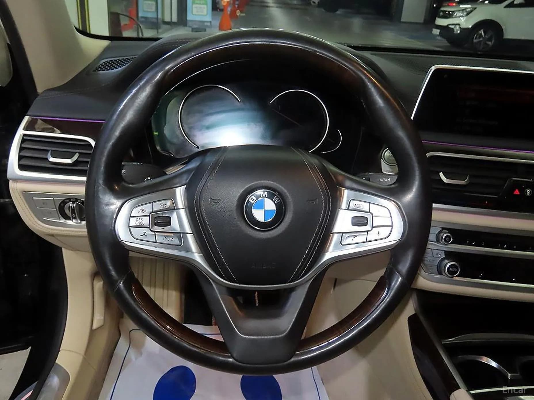 7 Series (G11)