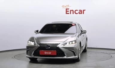 ES300h 7th Generation