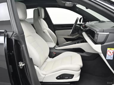 Macan EV