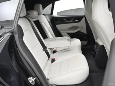 Macan EV