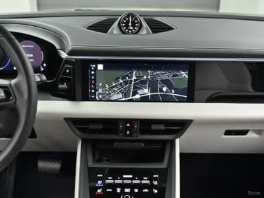 Macan EV