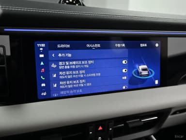 Macan EV
