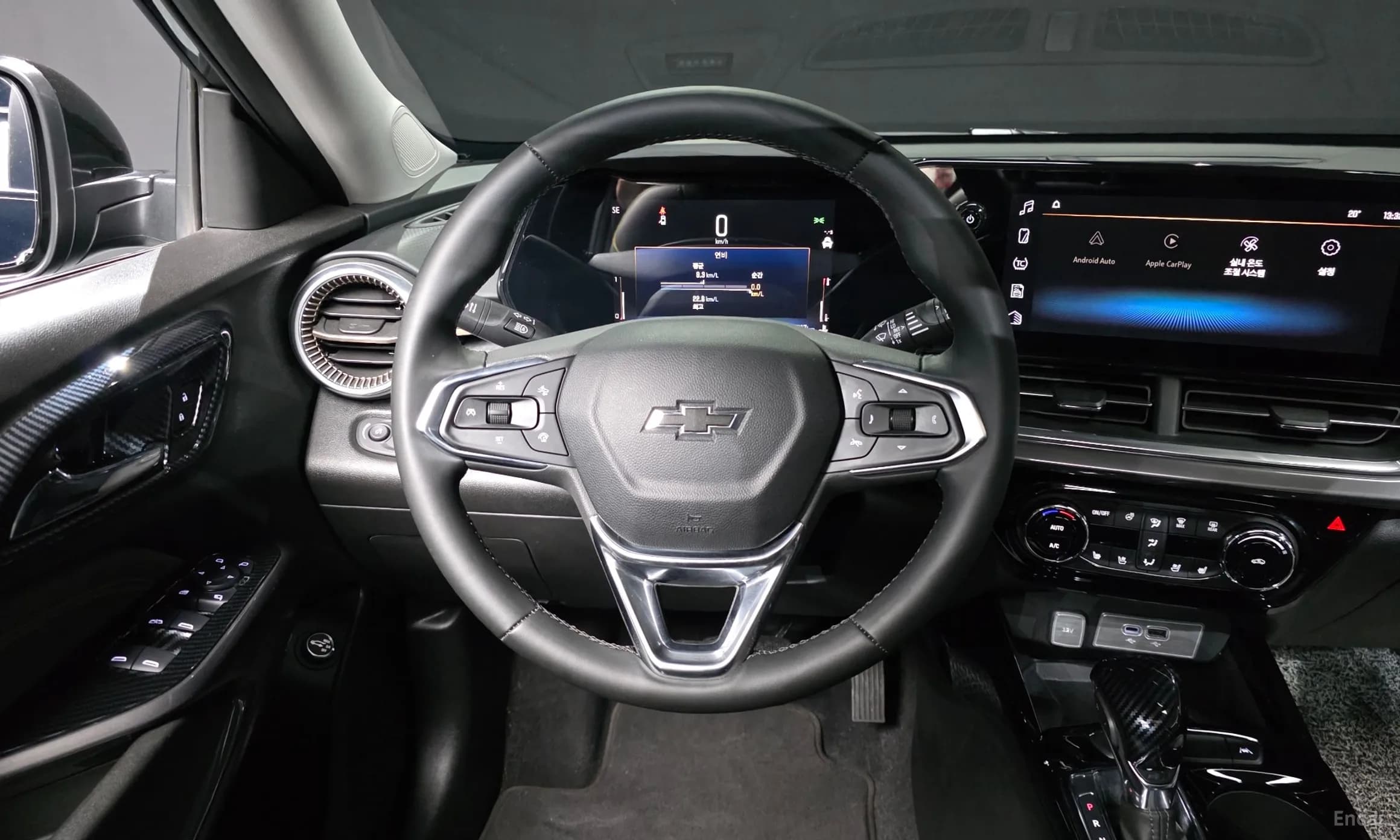 Trax Crossover