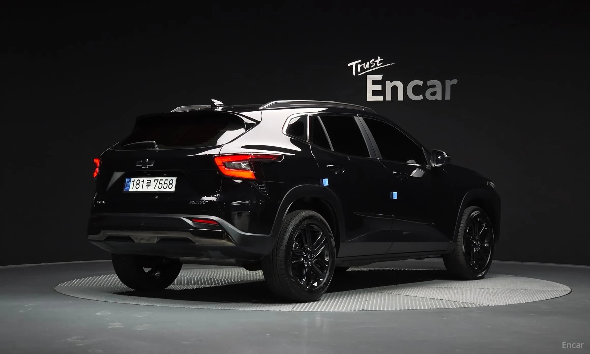 Trax Crossover