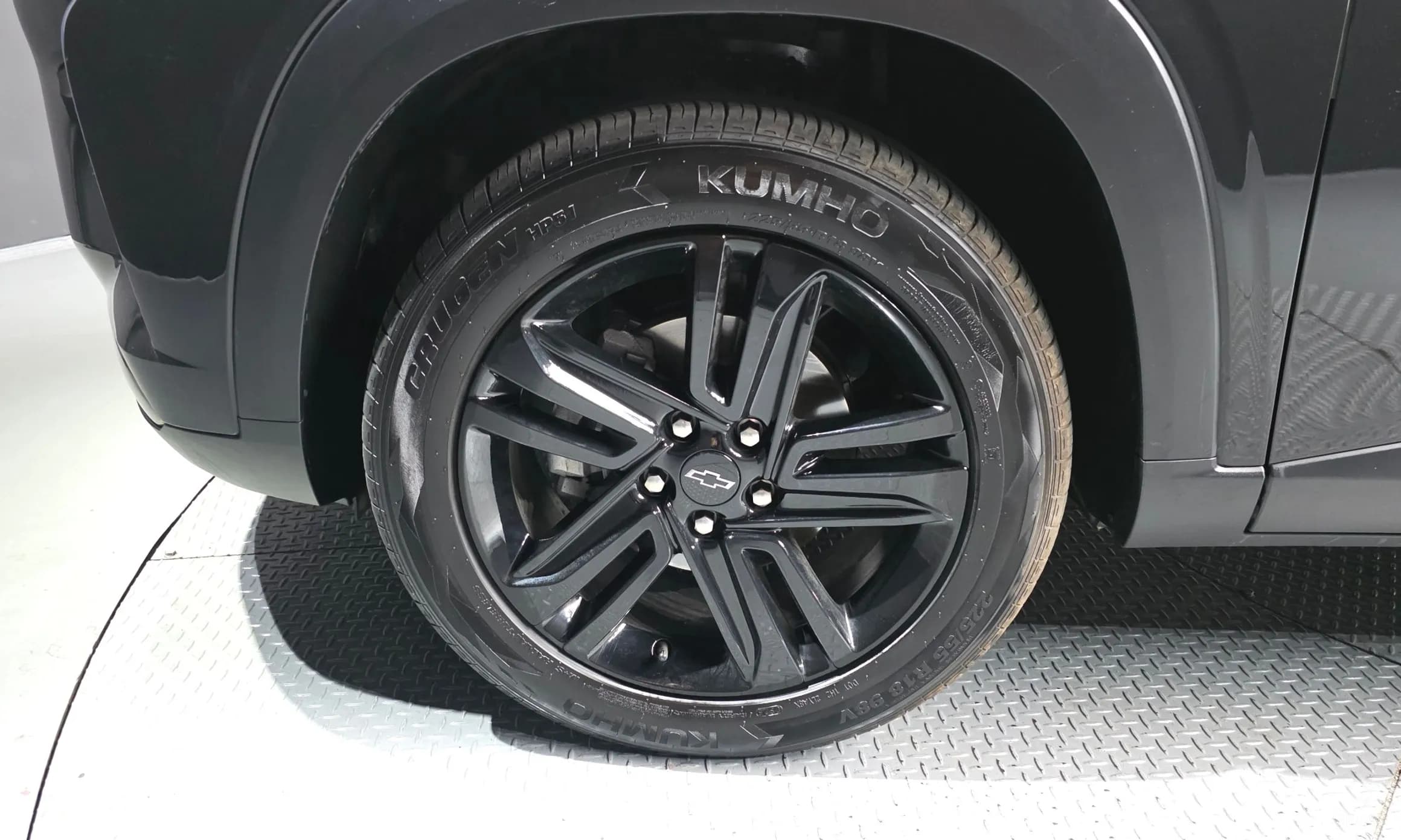 Trax Crossover