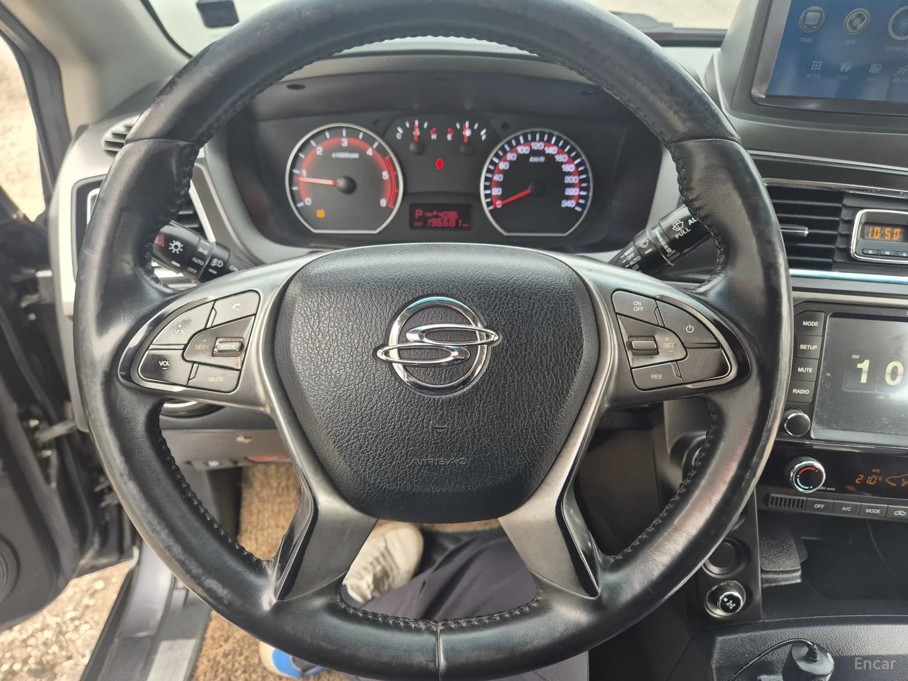 Korando Sports