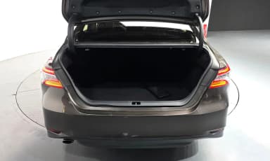 Camry (XV70)