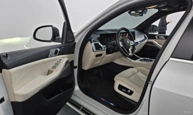 X7 (G07)