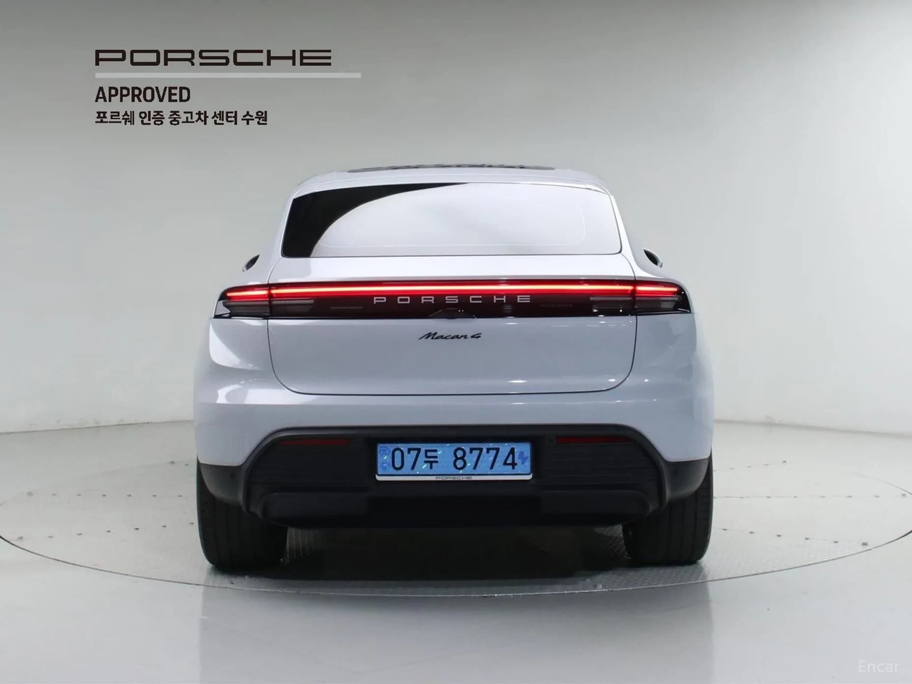 Macan EV