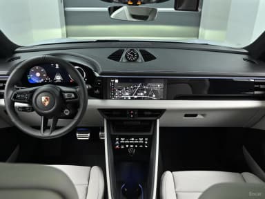 Macan EV